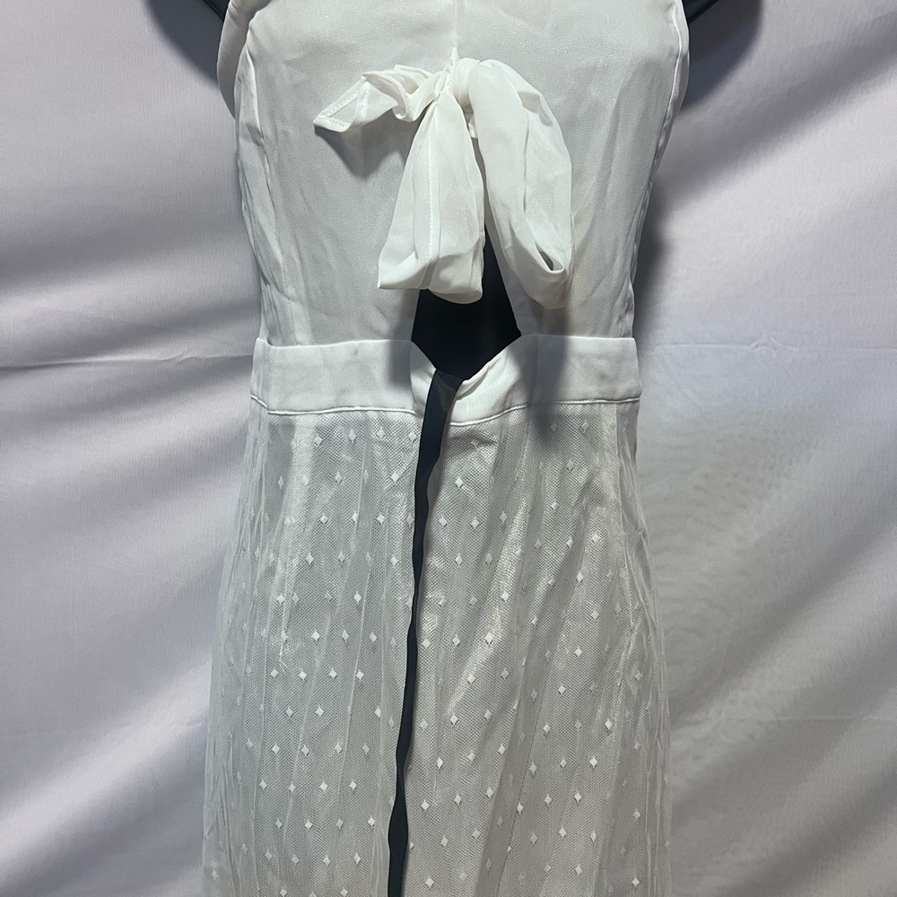 Brand New Elegant White Sleeveless Dress with Bow Detail
